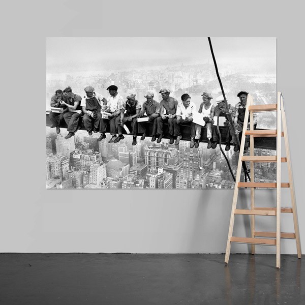 Fotomural EATING ABOVE MANHATTAN 672