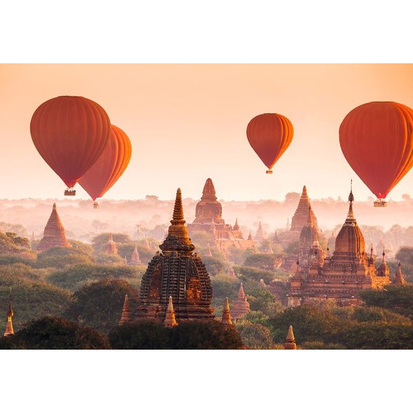 Fotomural BALLONS OVER BAGAN