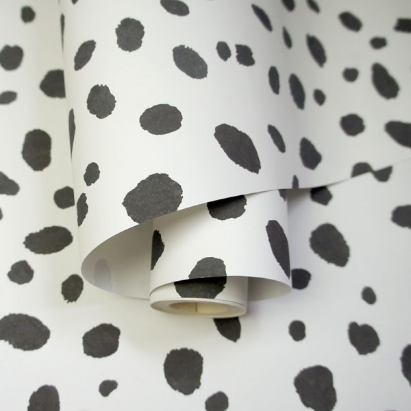 paper pintat taques dalmata blanc i negre