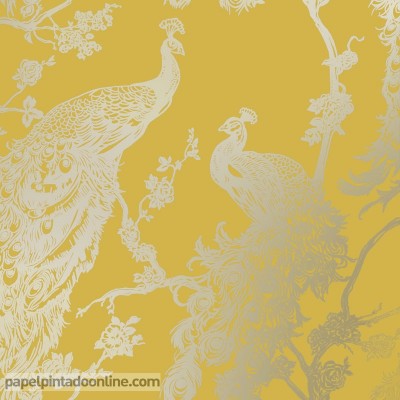 papel pintado con pavos reales plateados fondo amarillo intenso decoración elegante de pared