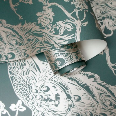 paper pintat paons daurats fons color verd