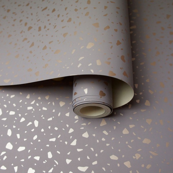papel pintado imitación terrazo dorado y gris