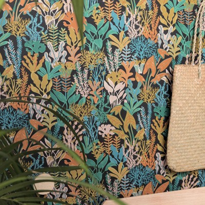 Papel de parede de plantas marinhas coloridas em fundo preto Papel de parede de plantas marinhas coloridas em fundo preto