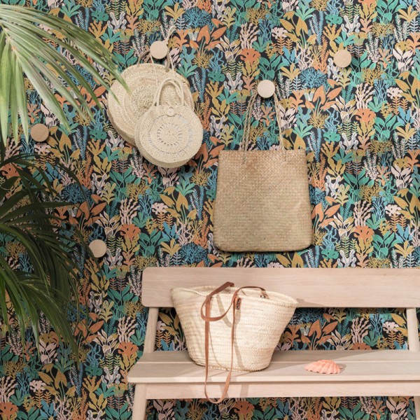 Papel de parede de plantas marinhas coloridas em fundo preto Papel de parede de plantas marinhas coloridas em fundo preto