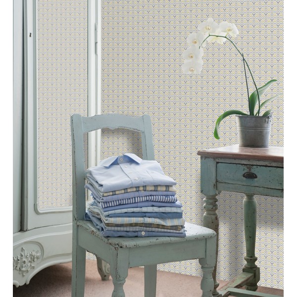 Papel pintado nórdico color gris claro y amarillo con fondo blanco roto