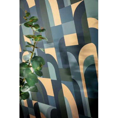 Papel pintado art deco de color azul y verde caqui con tonalidades doradas metalizadas de Labyrinth de Caselio.