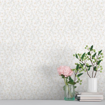 paper pintat amb flors petites de color ocre amb fulles grises i un fons blanc 2