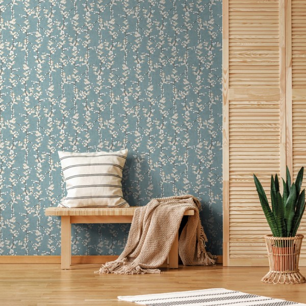 papel de parede com flores sakura,  flores e ramos verticais em bege e castanho com fundo turquesa. papel de parede com flores sakura,  flores e ramos verticais em bege e castanho com fundo turquesa.