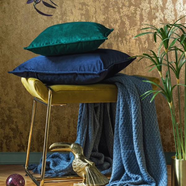 papel pintado liso con textura dorada