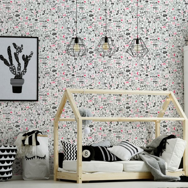 papel pintado moderno juvenil con onomatopeyas de color negro y rosa