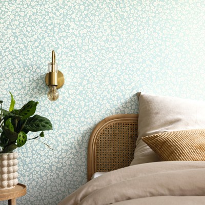 Paper pintat FLORS PETITES BLANQUES I BLAU CLAR 2