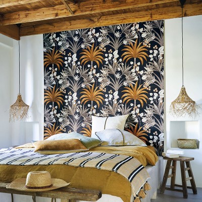 Papel pintado PALMERAS ÍNDICAS OCRE FONDO AZUL