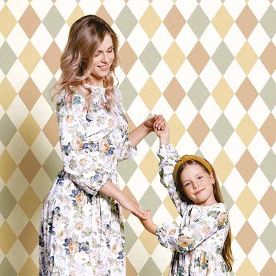 Papel de parede infantil LOSANGOS VERDE, MARROM E DOURADO